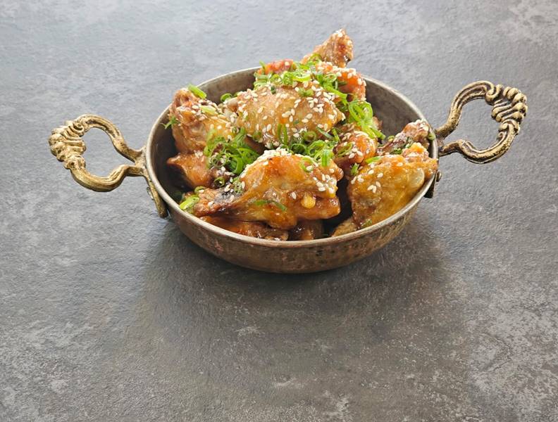 CHILI WINGS, כנפיים ברוטב לבחירה