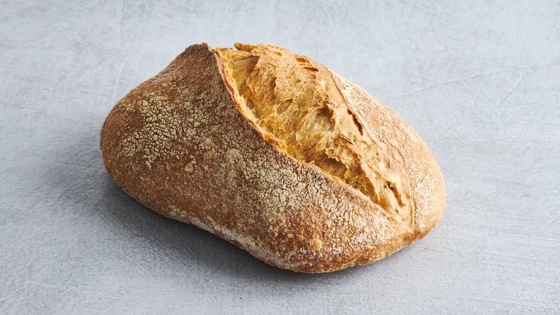 פאן ארטיזן Pain Artisan, לחם חיטה המאופיין בקראסט קריספי, פנים אוורירי ופתוח, וטעם ארומטי.